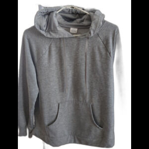 Athletic Women's L  12-14 Gray Pullover Hoodie Polyester  Hooded Pockets.